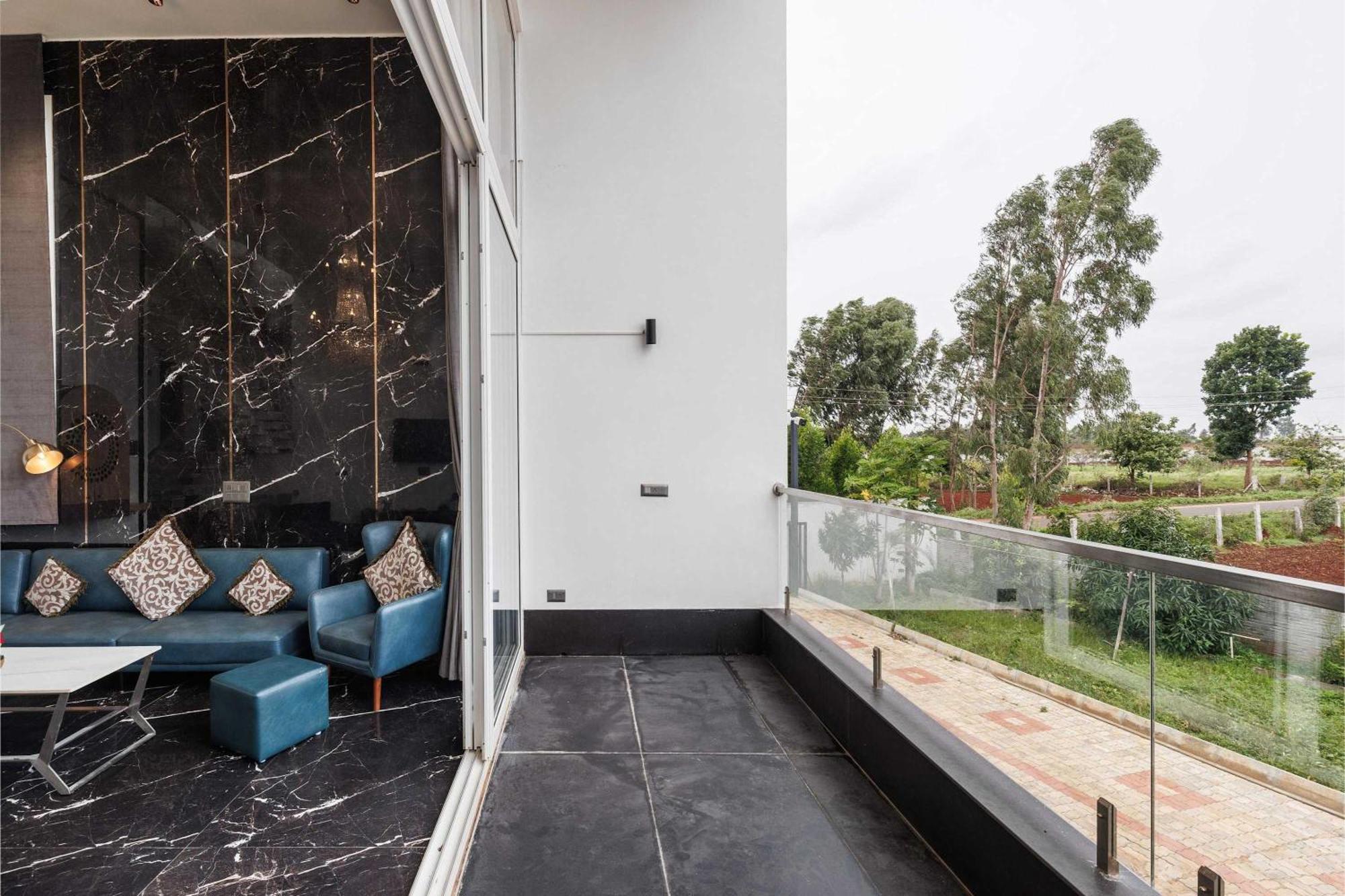 Celestial Sapphire Villa Pvt Pool Veg Food 4Bhk Dod Ballapur Bagian luar foto