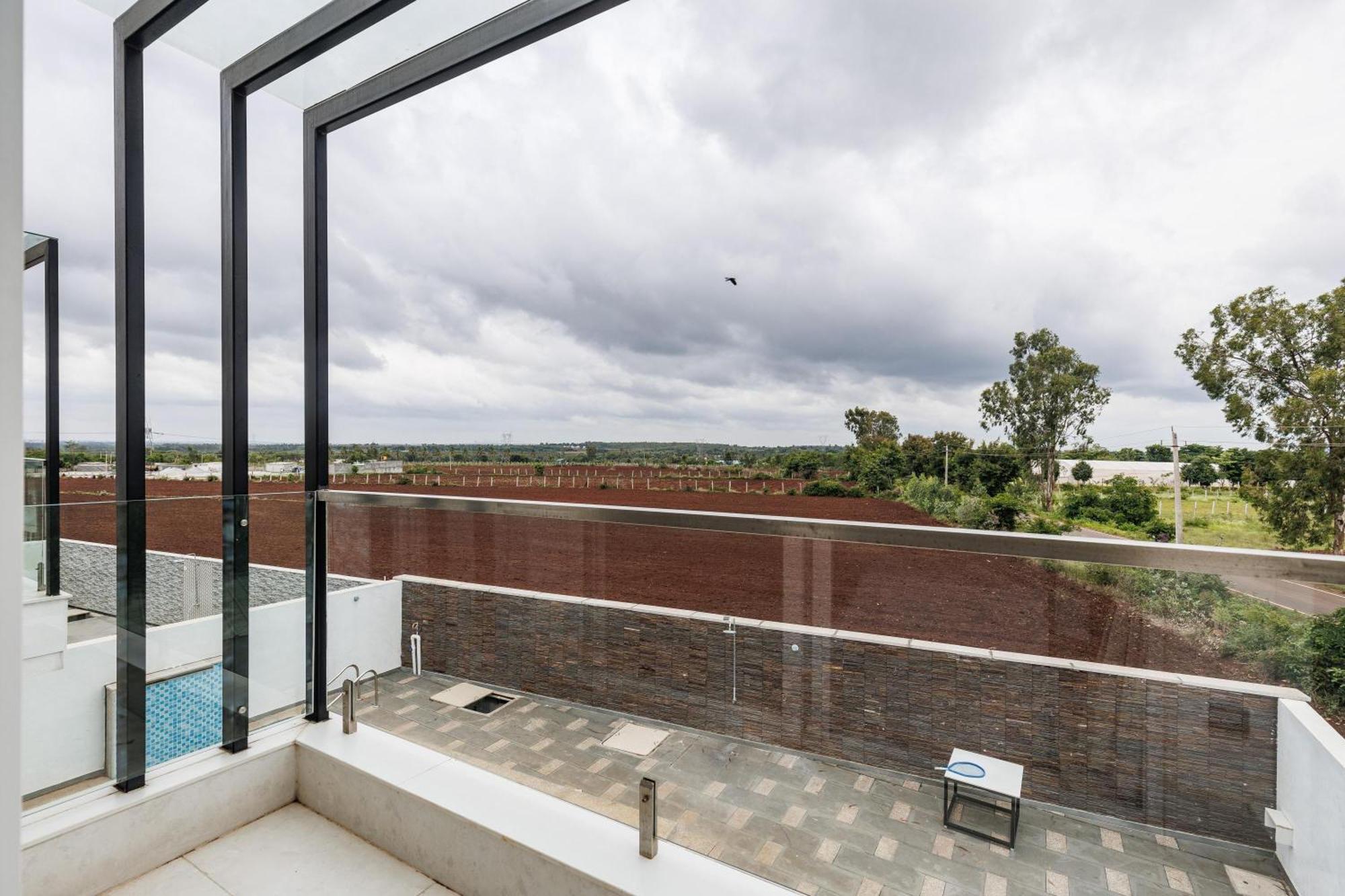 Celestial Sapphire Villa Pvt Pool Veg Food 4Bhk Dod Ballapur Bagian luar foto