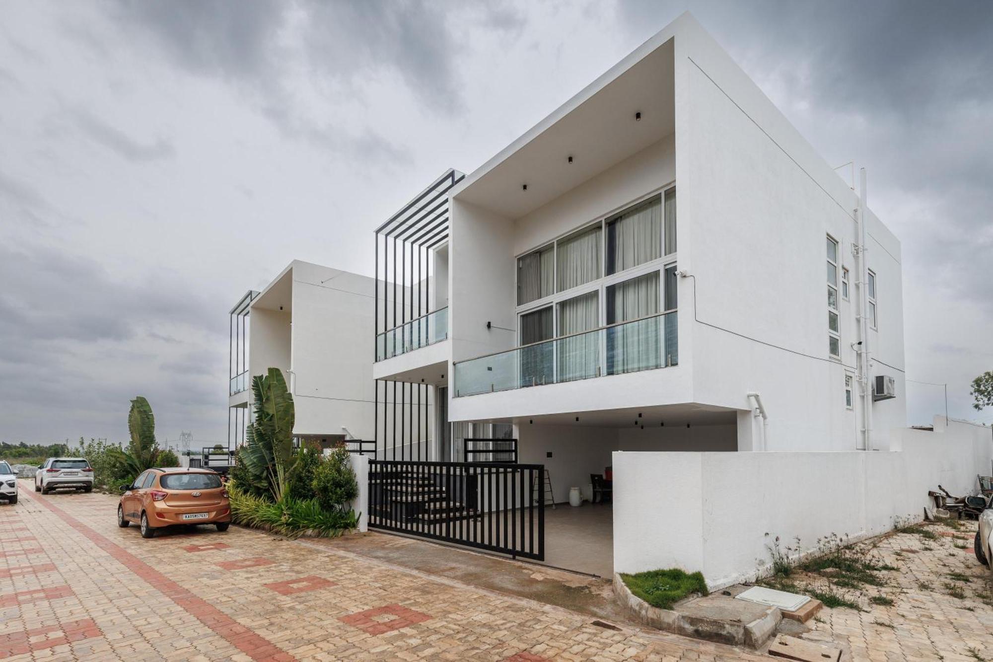 Celestial Sapphire Villa Pvt Pool Veg Food 4Bhk Dod Ballapur Bagian luar foto